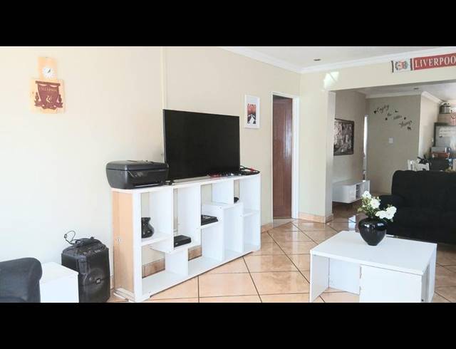 3 BEDROOM HOUSE FOR SALE IN RIVERLEA